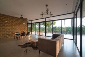 cửa nhôm và vách kính